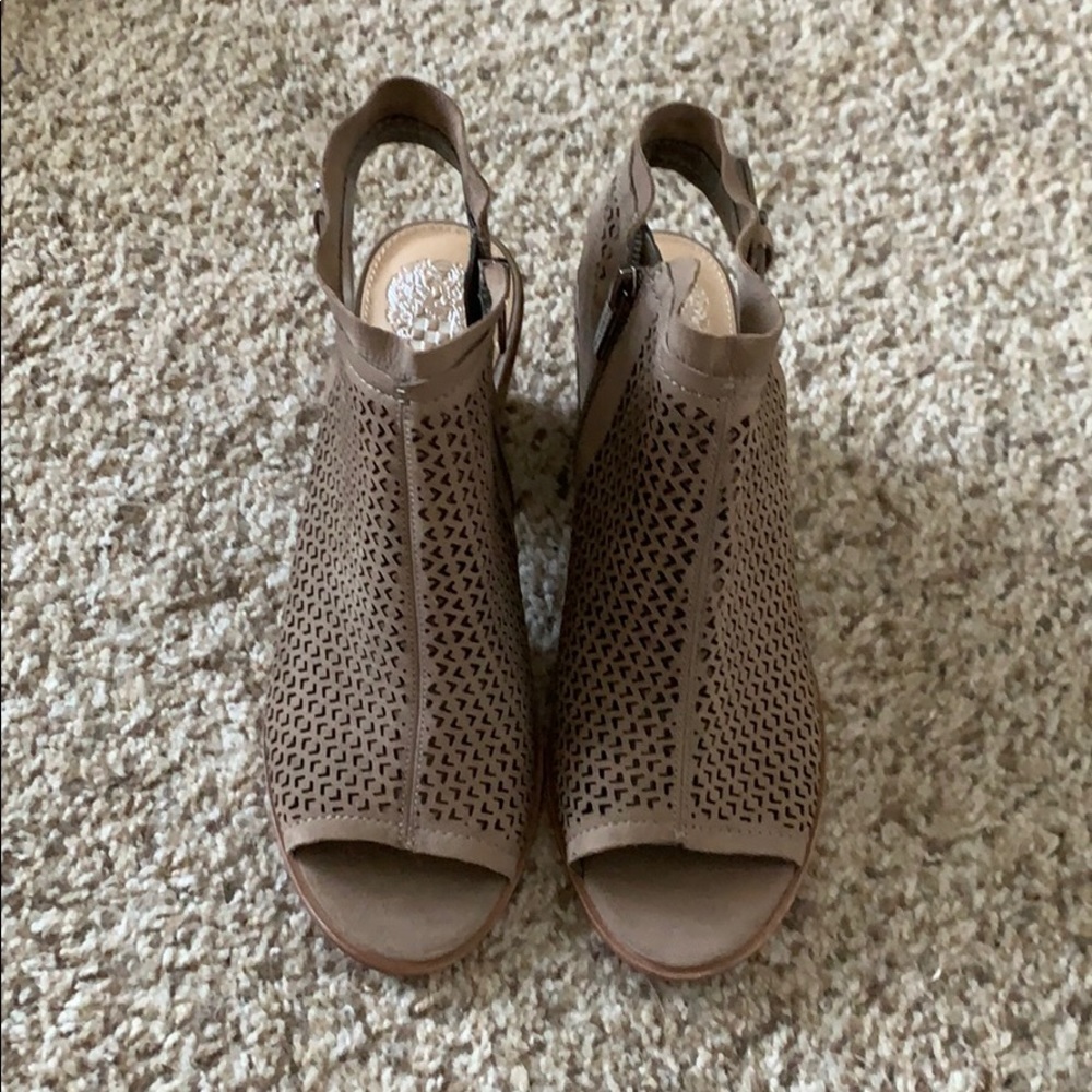 Brand new Vince Camuto Peep Toe Booties